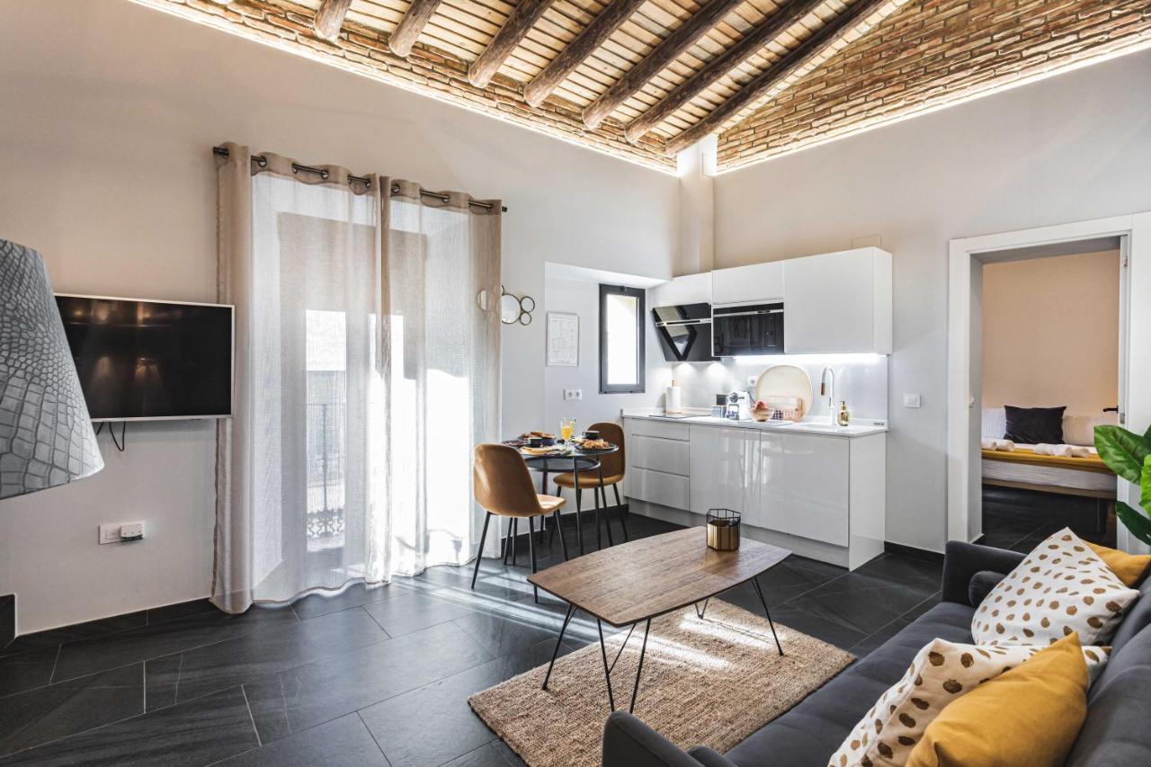 Apartamentos Caceres Central Suites "Torres De Caceres" מראה חיצוני תמונה