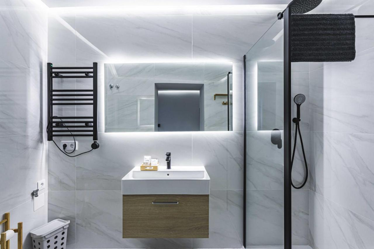 Apartamentos Caceres Central Suites "Torres De Caceres" מראה חיצוני תמונה